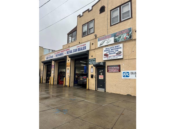 226-02 Jamaica Avenue, Floral Park, NY 11001