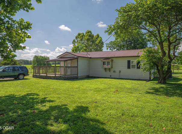 3970 NW Lawton Road, Columbus, KS 66725