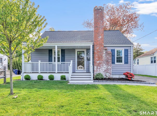21 Aimes Drive, West Haven, CT 06516