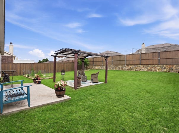 1628 Trace Drive, Aubrey, TX 76227