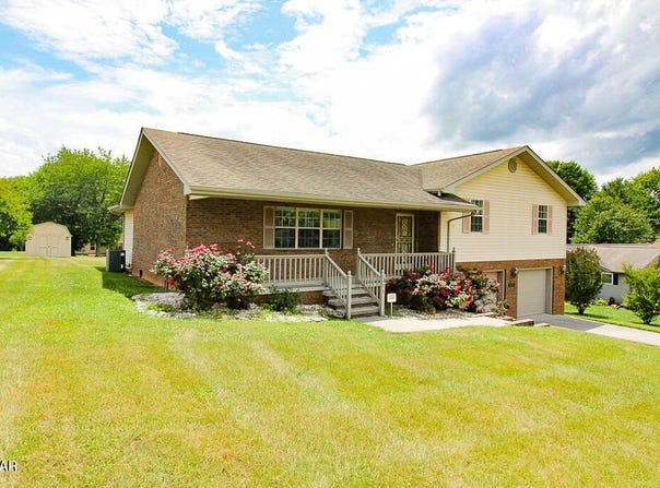 311 Newman Drive, Kodak, TN 37764