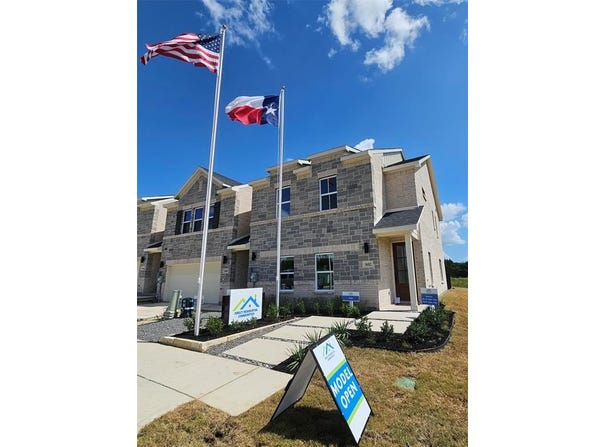 1614 Governors Boulevard, Heath, TX 75126