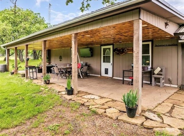 30 Peach Street, Healdton, OK 73438