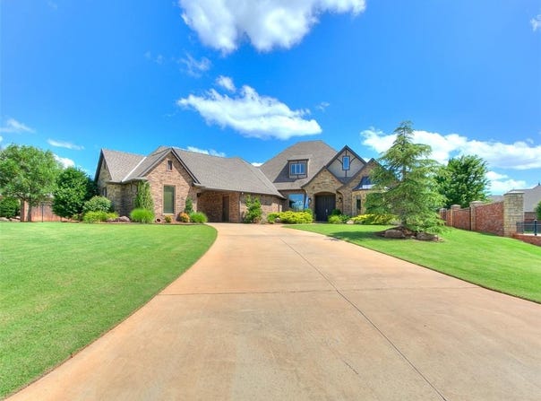 1208 W Flowering Peach Way, Mustang, OK 73064