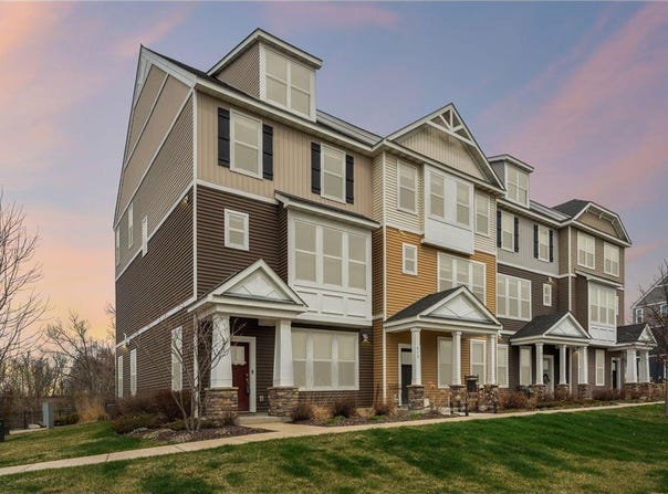 623 Satori Way, Chaska, MN 55318