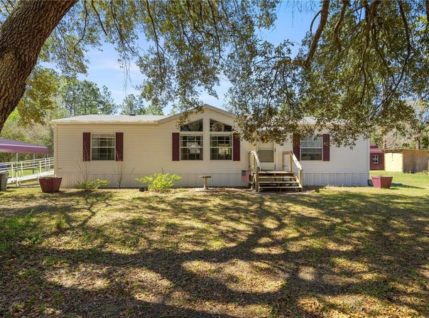 2670 SE 141ST AVENUE, MORRISTON, FL 32668