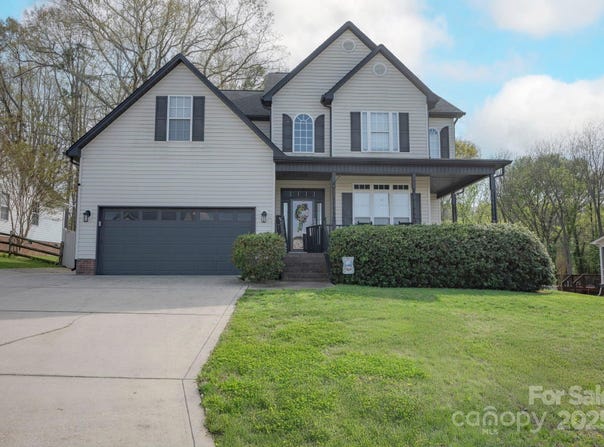 908 Carole Summey Drive, Dallas, NC 28034