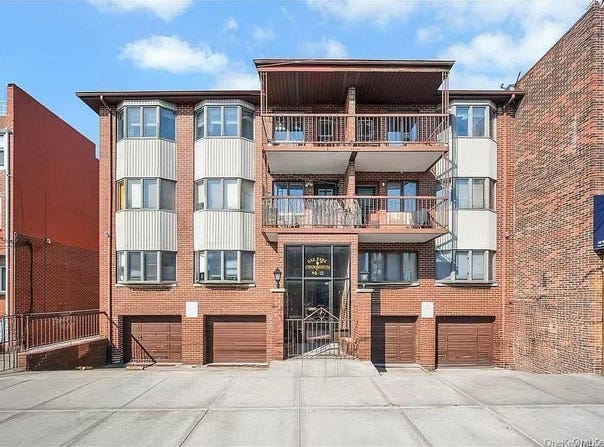 46-12 161st Street, Flushing, NY 11358
