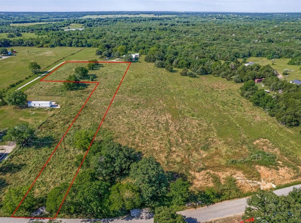 9426 Dripping Springs Road, Denison, TX 75021