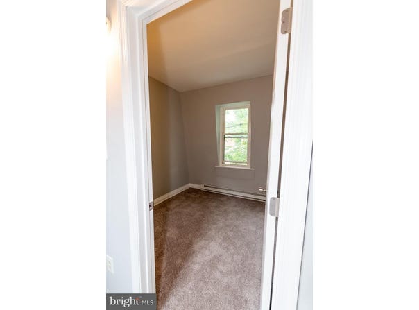164 S FRANKLIN STREET, POTTSTOWN, PA 19464