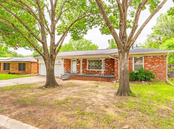 337 Hurst Drive, Bedford, TX 76022