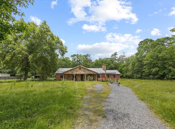 400 French Rd, Lumberton, TX 77657