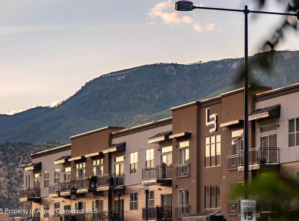 253 Wulfsohn Road, Glenwood Springs, CO 81601