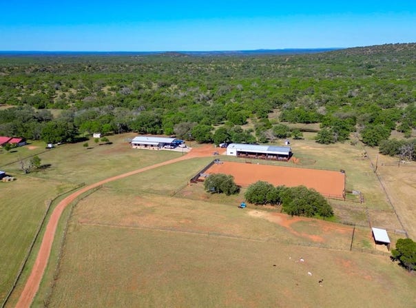6417 N Highway 16, Llano, TX 78643