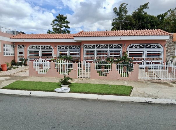 89 Villa Carolina, Carolina, 00985
