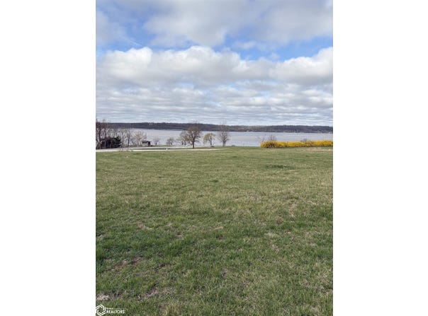 13 Riverview Terrace, Nauvoo, IL 62354