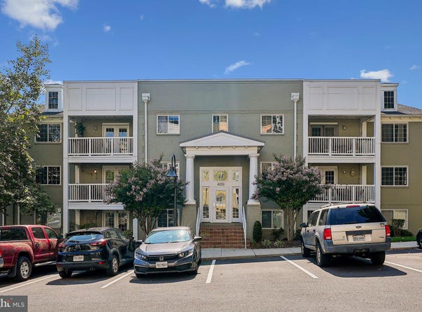 4151 S FOUR MILE RUN DRIVE, ARLINGTON, VA 22204