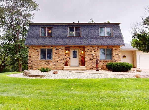 15882 Thrush Avenue, Nora Springs, IA 50458