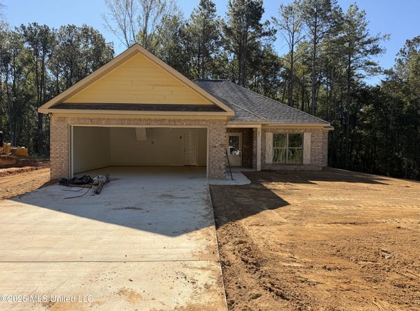 241 Smith Drive, Mendenhall, MS 39114