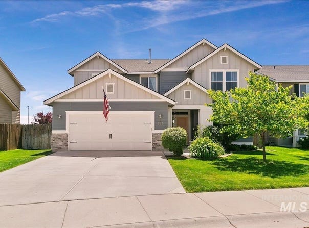 221 E Ensenada Drive, Meridian, ID 83642