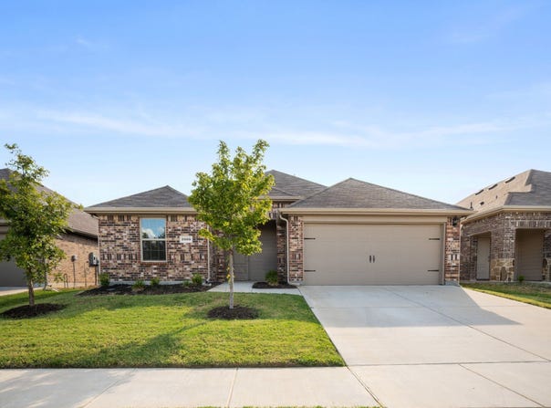 2909 Baldwin Lane, Ennis, TX 75119