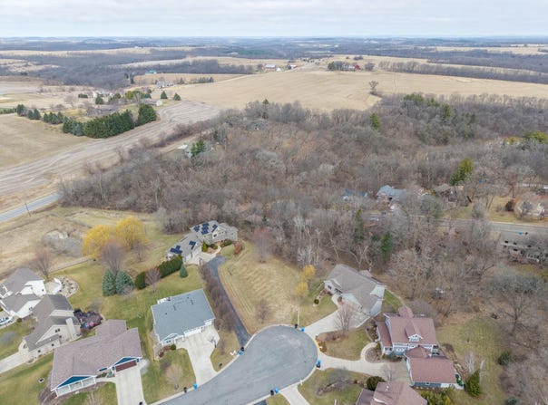Greve Circle lot: 2, Mount Horeb, WI 53572-3334