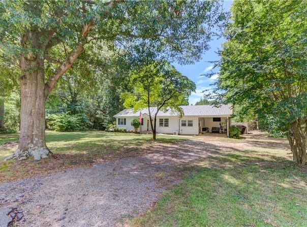 193 Highway 98 W, Danielsville, GA 30633