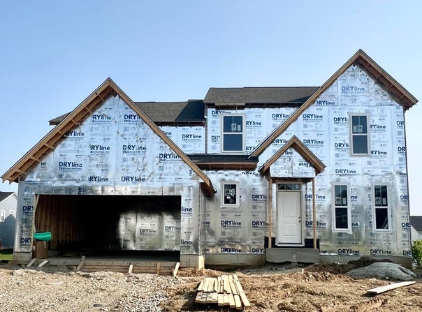 8465 Bova Court, Pickerington, OH 43147
