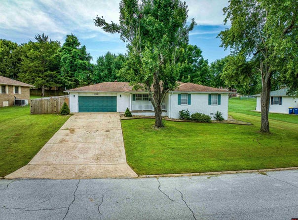 106 PARKVIEW CIRCLE, Mountain Home, AR 72653