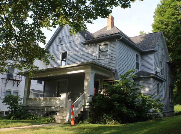 328 S Governor St, IowaCity, IA 52240