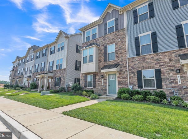 117 HAWLINGS RIVER ROAD, LAUREL, MD 20708