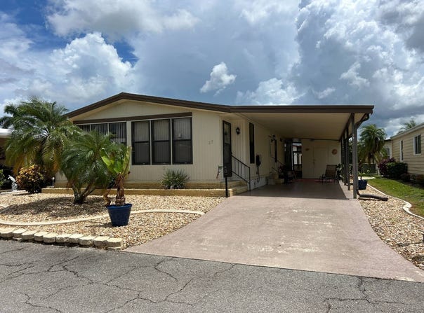 25 Tara Ct, Fort Myers, FL 33912