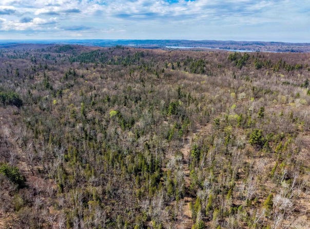E Wilderness Road, Negaunee, MI 49866