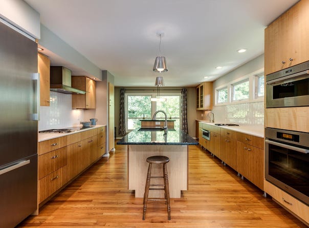 3329 Tally Ho Lane, Madison, WI 53705
