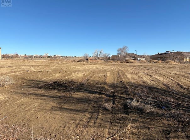 Village Circle, Pueblo, CO 81001
