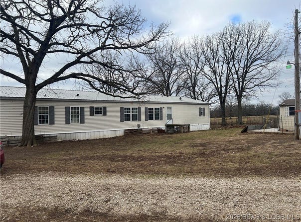 4534 Pyrmont Rd, Stover, MO 65078