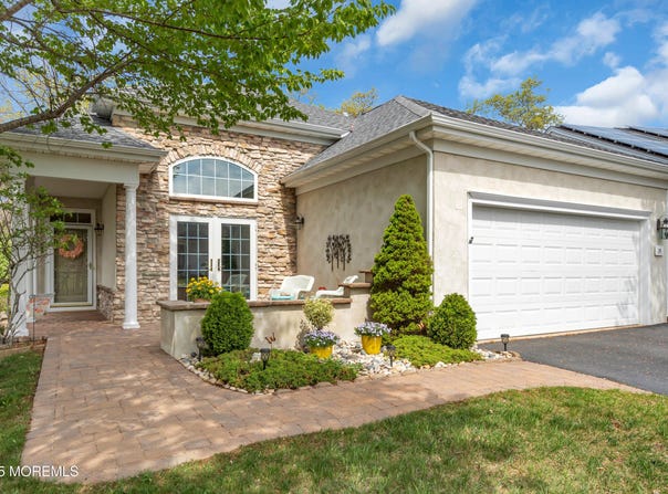 28 Pierhead Drive, Barnegat, NJ 08005