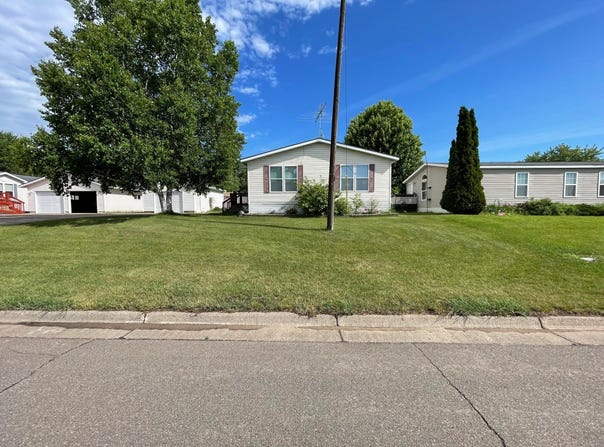 708 1st Street E, Milaca, MN 56353