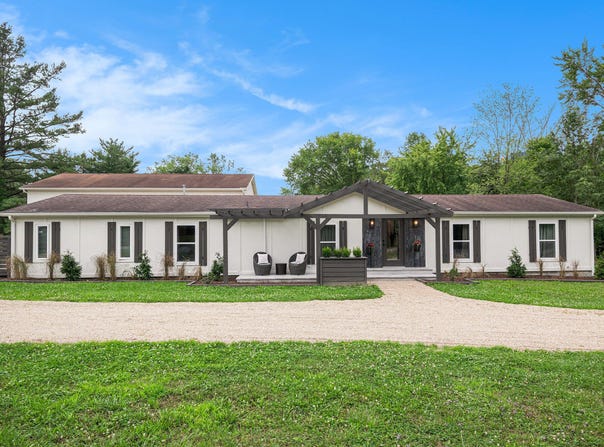 8460 Warren Woods Road, Three Oaks, MI 49128
