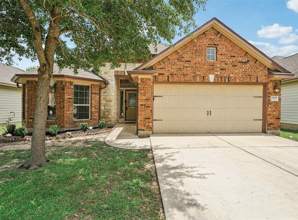 2072 Livonia DR, Buda, TX 78610