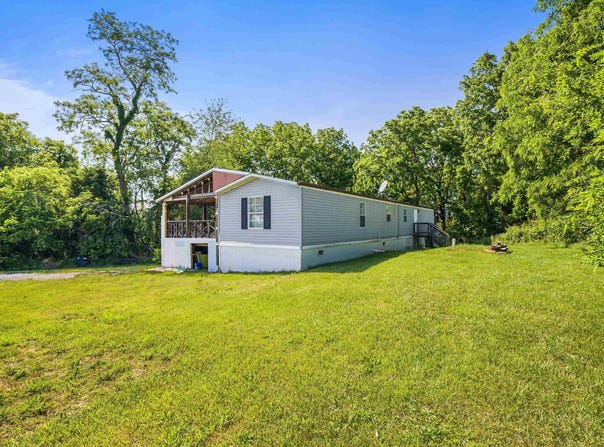 1631 SCENIC HWY, CHURCHVILLE, VA 24421