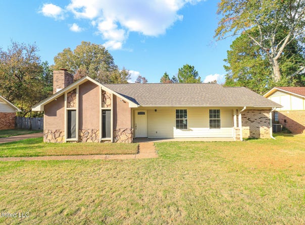 1609 Melrose Place, Clinton, MS 39056