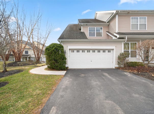 1 High Ridge Lane, Middletown, NY 10940