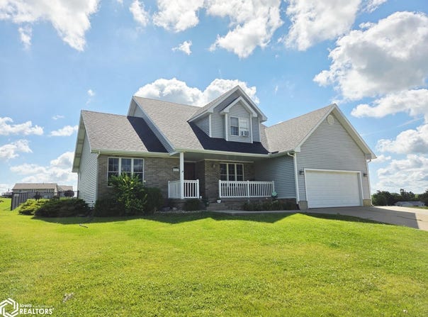 209 Manor Drive, Osceola, IA 50213