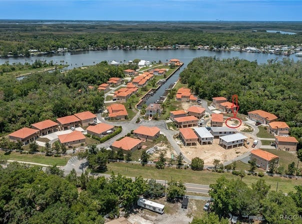 10234 W Middleburg Loop unit: 152, Homosassa, FL 34448