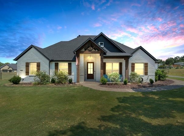 108 Creek Forest Road, Reno, TX 76020