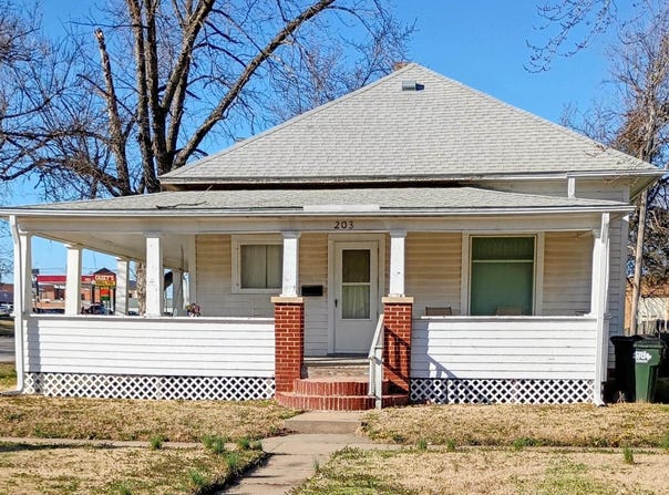 203 E Washington, Lyons, KS 67554