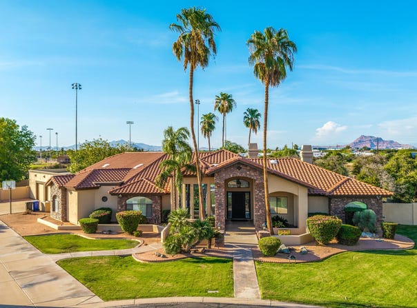 4222 E MCLELLAN Circle, Mesa, AZ 85205
