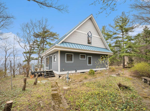 27901 Shorewood Drive, Covert, MI 49043