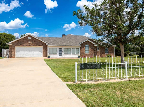 19946 LARAMIE Drive, Amarillo, TX 79124-1552